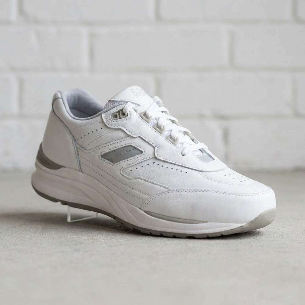 NEW SAS men's journey sneakers in white